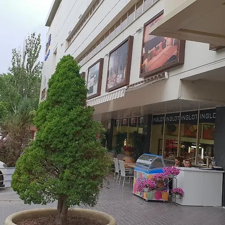 Ostello Center